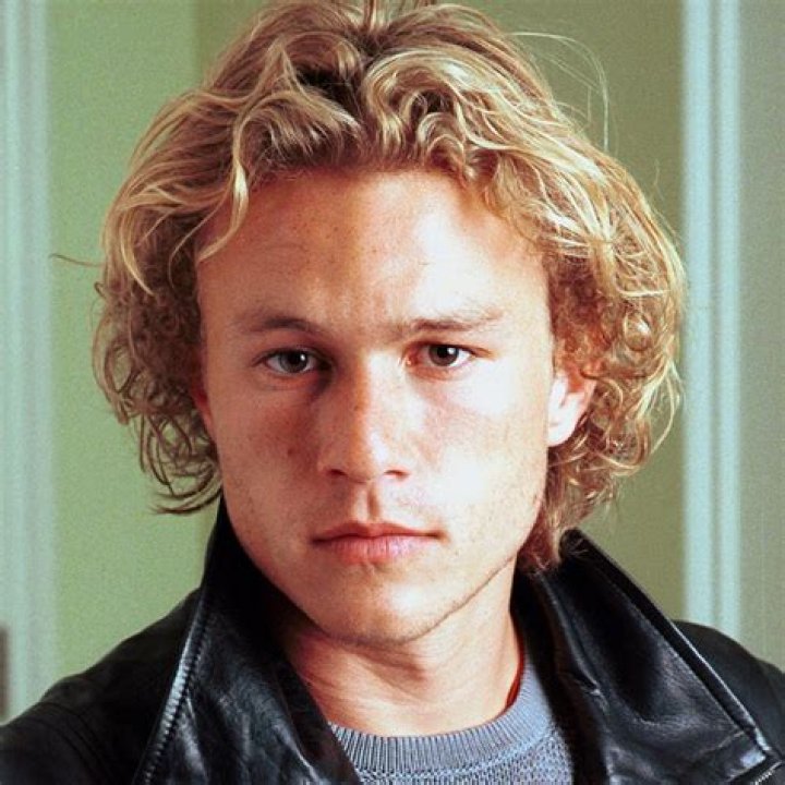 Heath Ledger's father calls for tighter U.S. gun laws