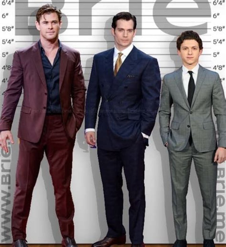 Henry Cavill Height How Tall is The British Actor? Hood MWR