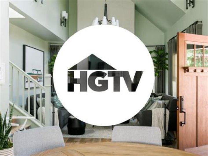 HGTV's Erin Napier Juggles Work & Family With Help From Her Hometown