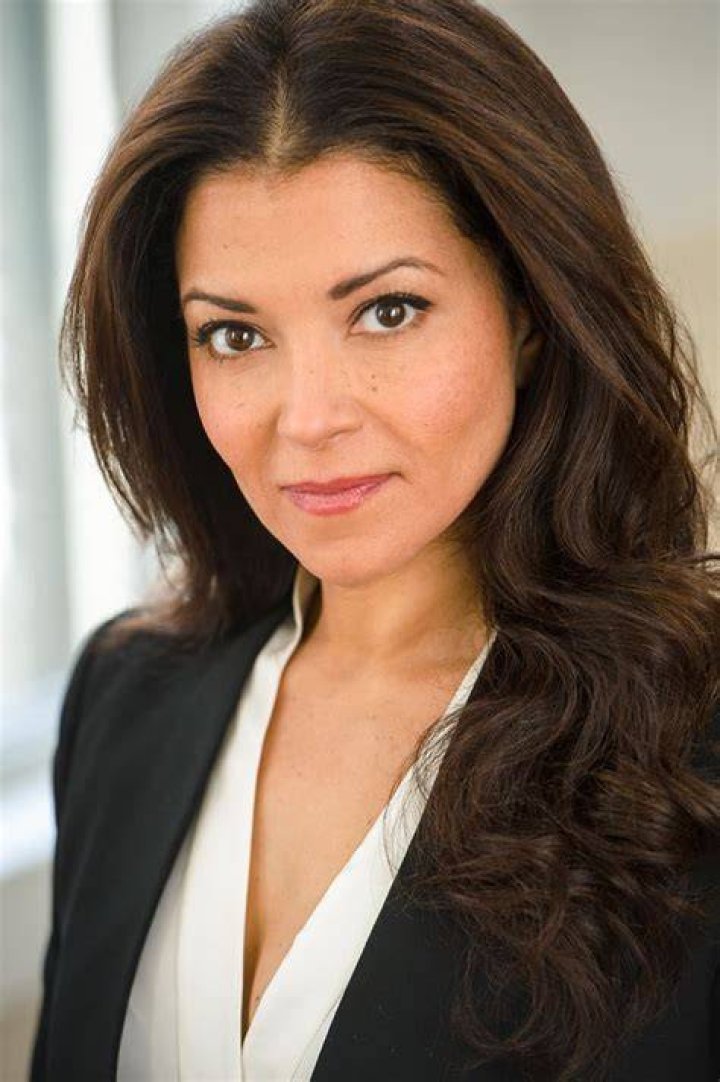 Hire Former Miss America Suzette Charles for Your Event PDA Speakers