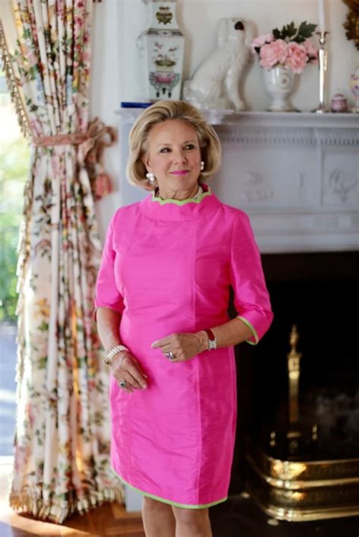 Holly Holden WeHa West Hartford News
