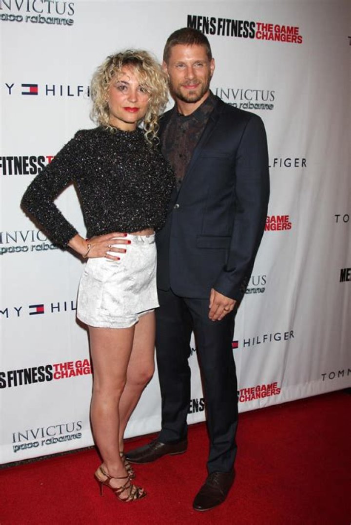 HOLLYWOOD, CA SEPTEMBER 12 Matt Shively (L) and Ashley Newbrough