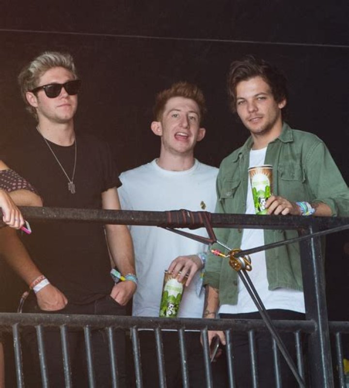 Hot Niall Horan Pictures POPSUGAR Celebrity UK Photo 6