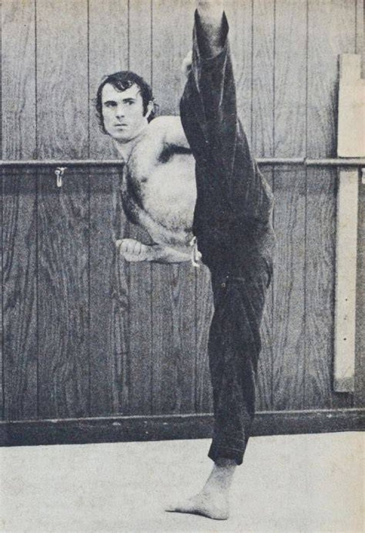 How can Bill Wallace kick so quick? Martial Arts Encyclopedia
