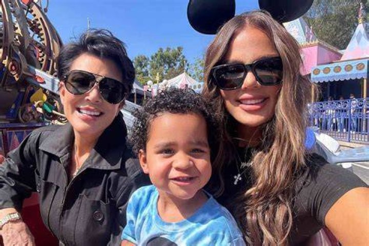 How do the Kardashians go to Disneyland? ·
