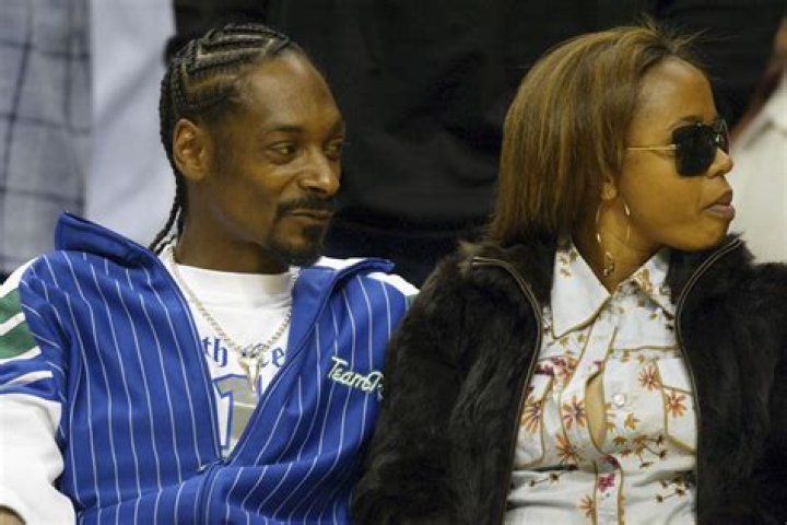 How Long Has Snoop Dogg Been Married