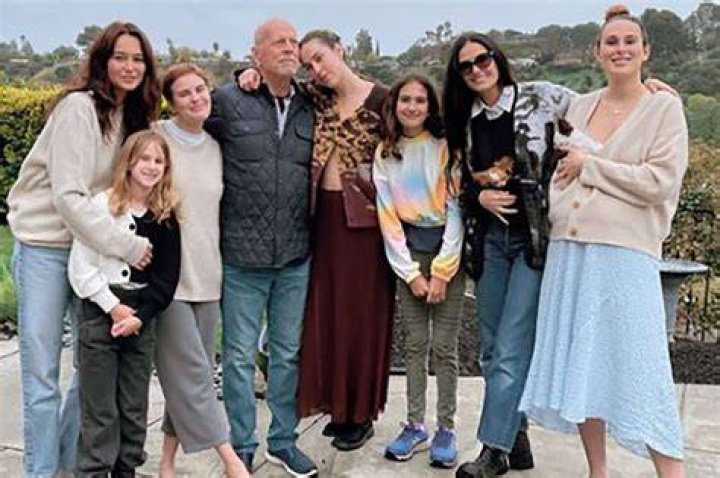How many Kids Does Bruce Willis Have? POPSUGAR UK Parenting Photo 10