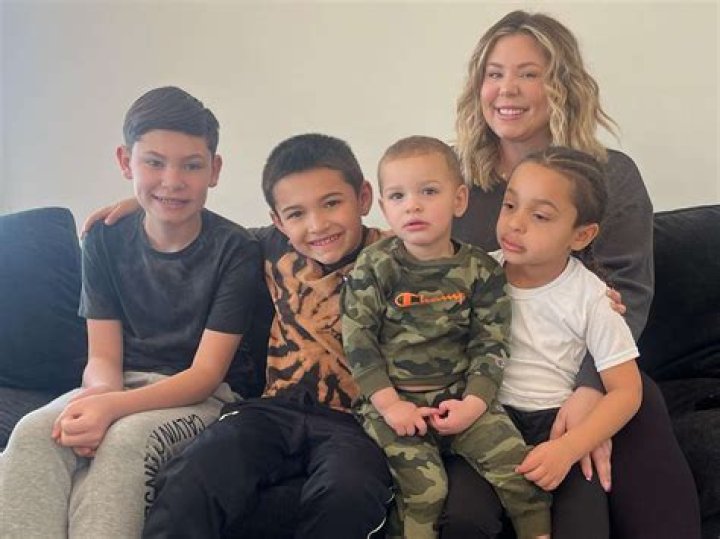 How many kids does Roman Reigns have?
