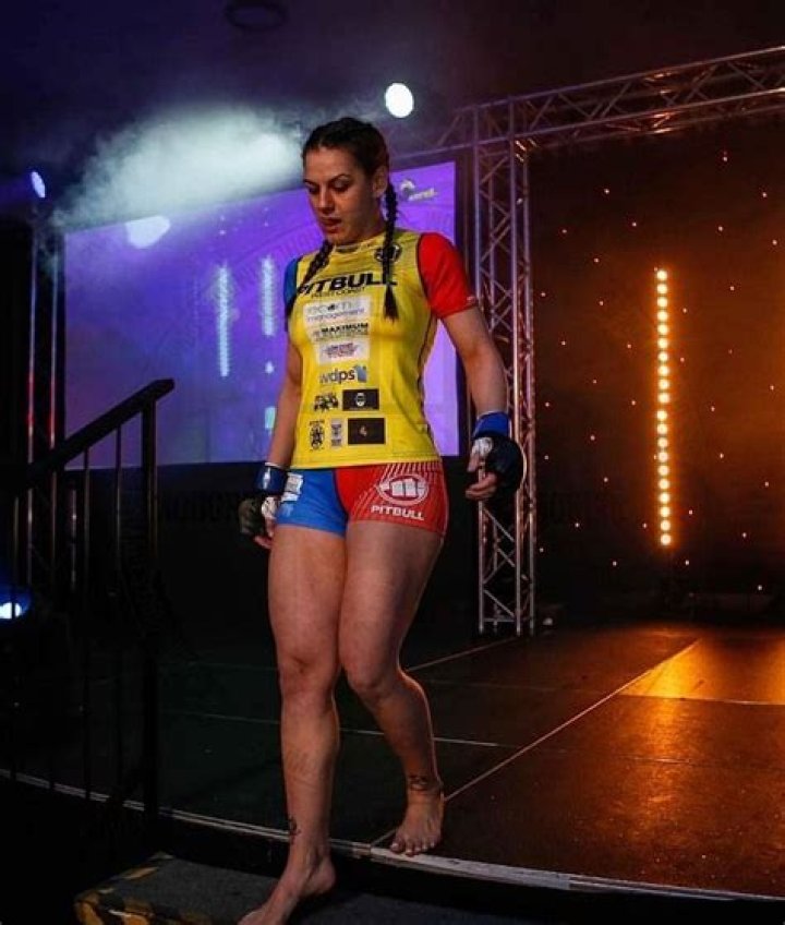 How Old Is Alice Ardelean? Bio, Wiki, Fighter, Age, Onlyfans GYM Videos