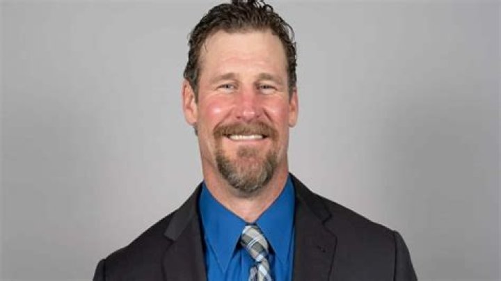 How old is Dan Campbell? The Detroit Lions coach, age, bio, net worth