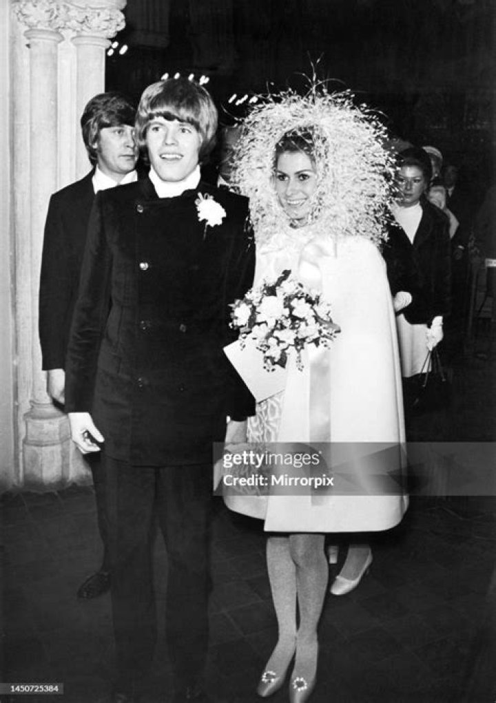 How Old Is Peter Noone Wife?