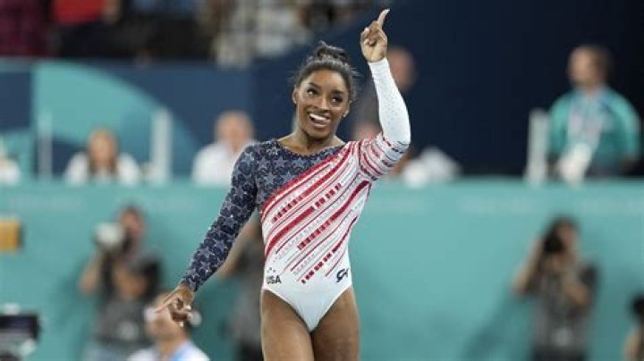 How Simone Biles inspired, embraced Joscelyn Roberson's rise to worlds