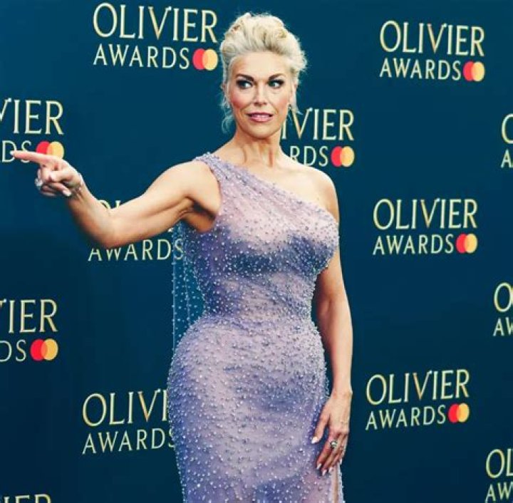 How Tall Is Hannah Waddingham?