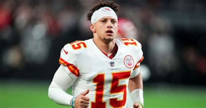 How Tall is Patrick Mahomes? His Height Compared To Other NFL Quarterbacks