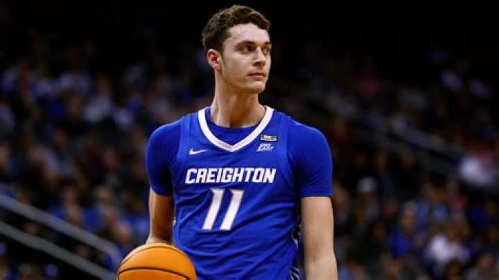 How tall is Ryan Kalkbrenner? Creighton star has a big role in Bluejays