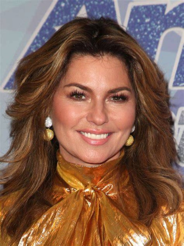 How Tall Is Shania Twain? Height Comparison! YouTube
