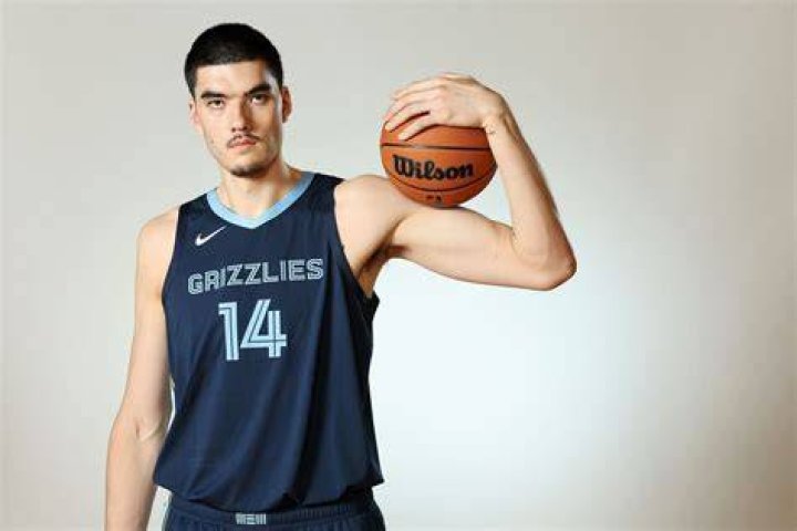 How tall is Zach Edey? Purdue big man among tallest players in 2023