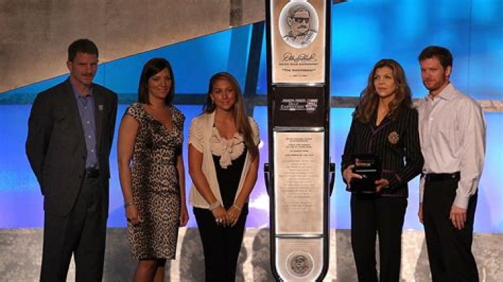 How Teresa Earnhardt is tarnishing Dale Earnhardt's name and legacy