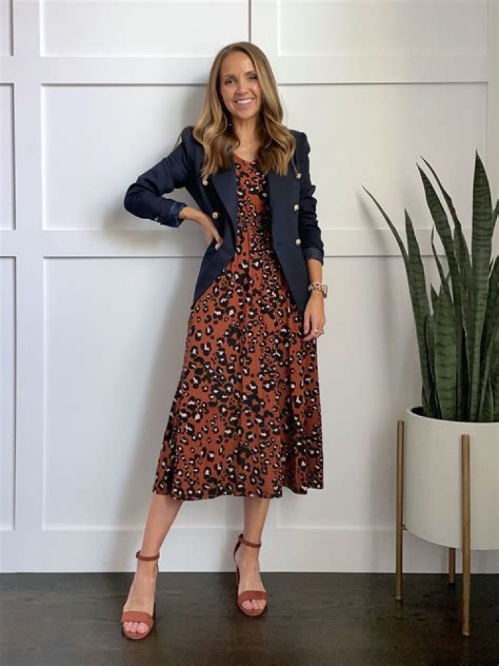 How to Dress Up If You Have a Diamond Body Shape StyleWile
