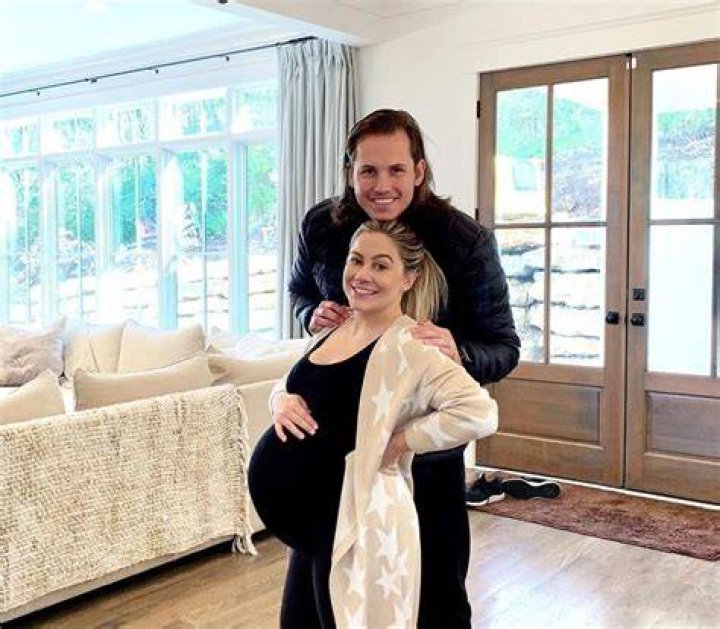 Husband & Baby of Shawn Killinger; Actress' Net Worth 2022, Salary