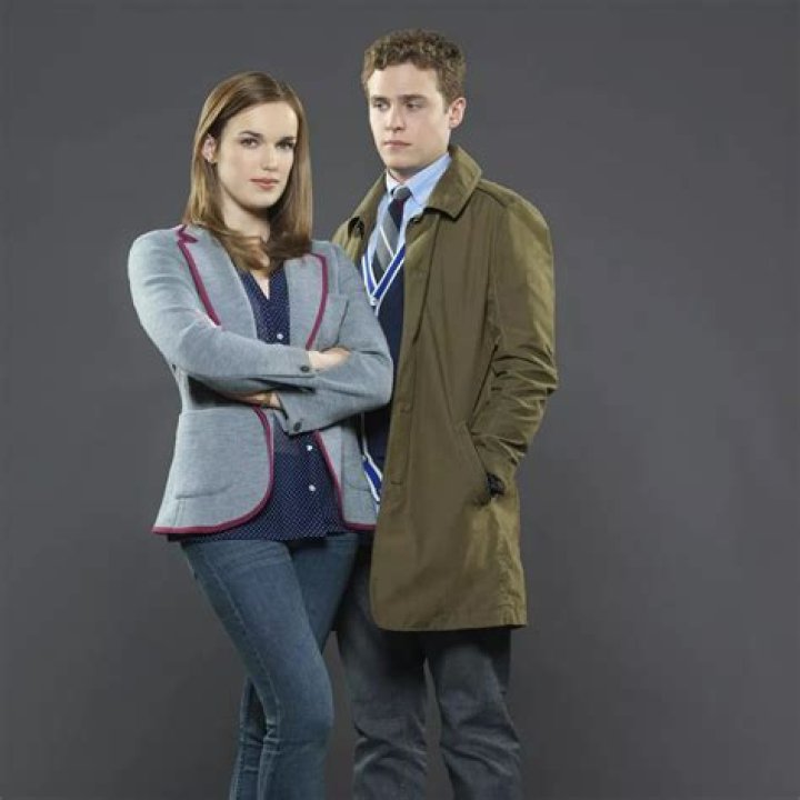 Iain de Caestecker Iain De Caestecker, Guys, People, Sons, People