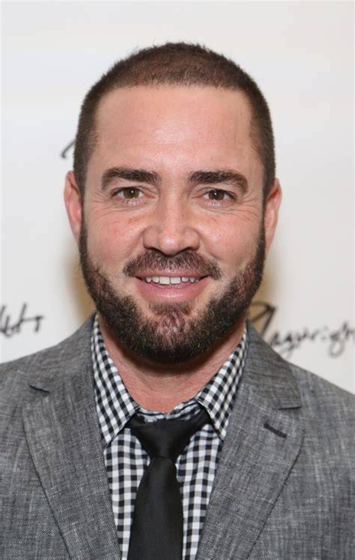 IAN HARVIE FEATURED COMEDIAN (POSTPONED) Thinking Cap Theatre