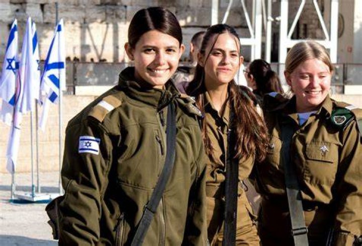 IDF Israel Defense Forces Women. Idf Women, Military Women, Young