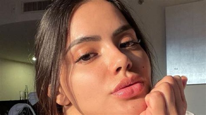 &iexcl;Samadhi Zendejas luce con orgullo las estr&iacute;as en el cuerpo!