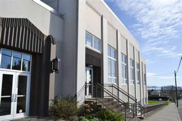 Ilwaco High School 1 Structure