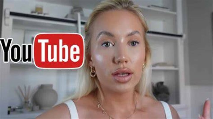 Influencer Elle Darby returns to IG after suddenly losing over 100K