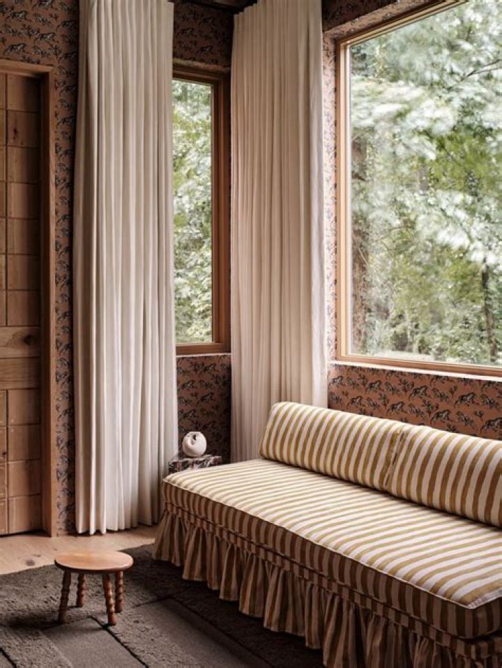 Inside Designer Sarah Sherman Samuel’s Grand Rapids Home Jenni Kayne