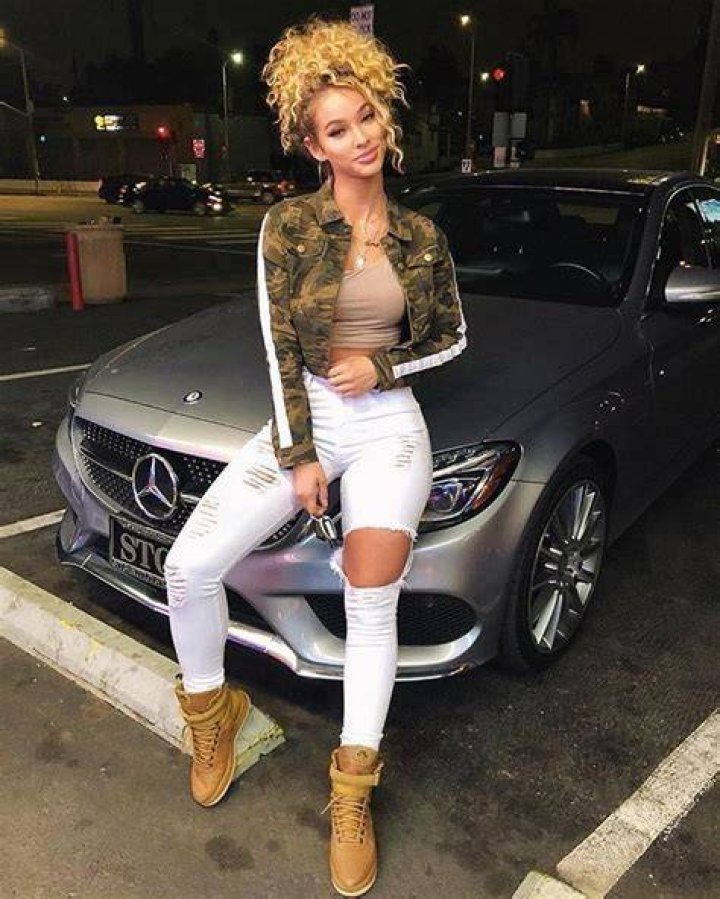 Instagram Crush Lauren Wood (20 Photos) Suburban Men