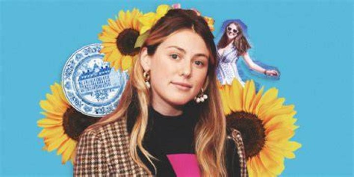 Instagram influencer Caroline Calloway is exposed as a scam artist