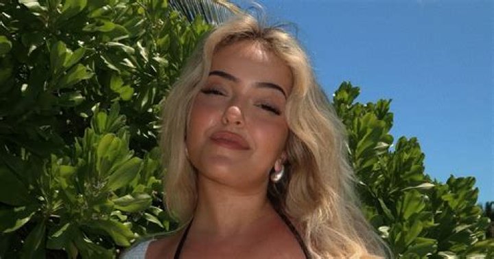 INSTAGRAM MODEL CLAIMS AFFAIR WITH ADAM LEVINE ZIP103FM