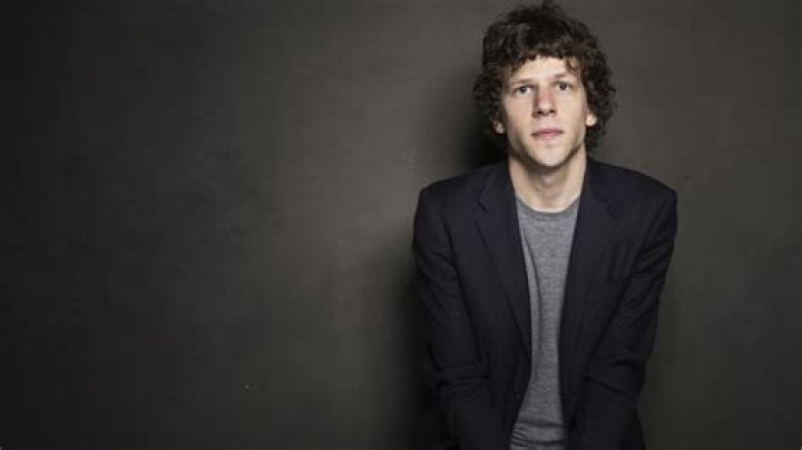 Interview Jesse Eisenberg, Actor And Author Of 'Bream Gives Me Hiccups