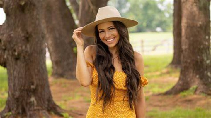 Interview with Jessica Lynn Hometown Country Music