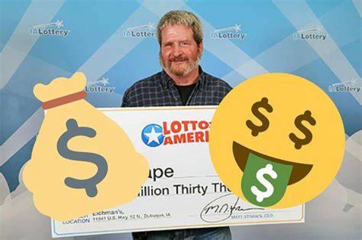 Iowa Man Breaks Record With 40 Million Lottery Prize
