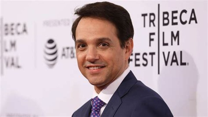 &iquest;Ralph Macchio usa peluca en Cobra Kai? Los fan&aacute;ticos de Netflix no