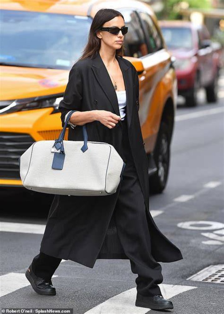 Irina Shayk Looks Chic While Enjoying MommyDaughter Time With Lea