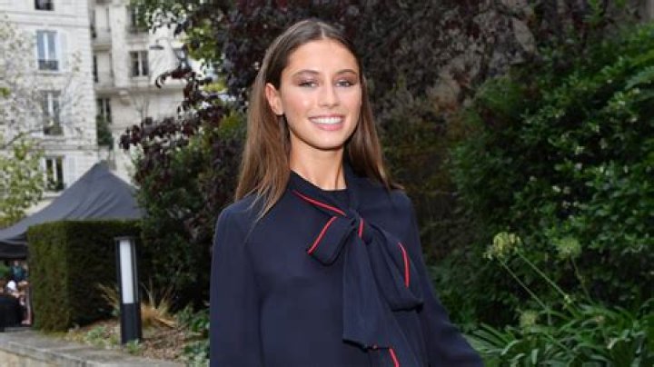 Iris Law Opened Up About How She Deals With Cystic Acne Teen Vogue