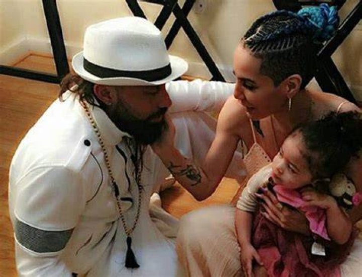 Is Ivy Queen Transgender? Husband Age And Daughter
