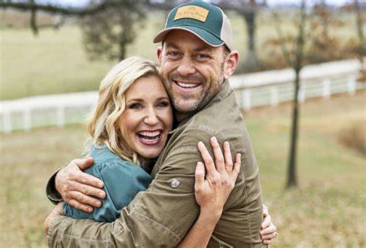 Is Jenny Marrs Pregnant? Husband Dave And Wedding Photos