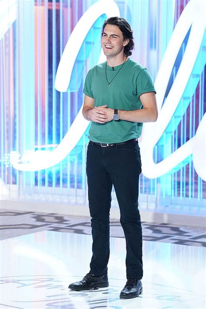 Is Michael Williams American Idol Gay? Girlfriend