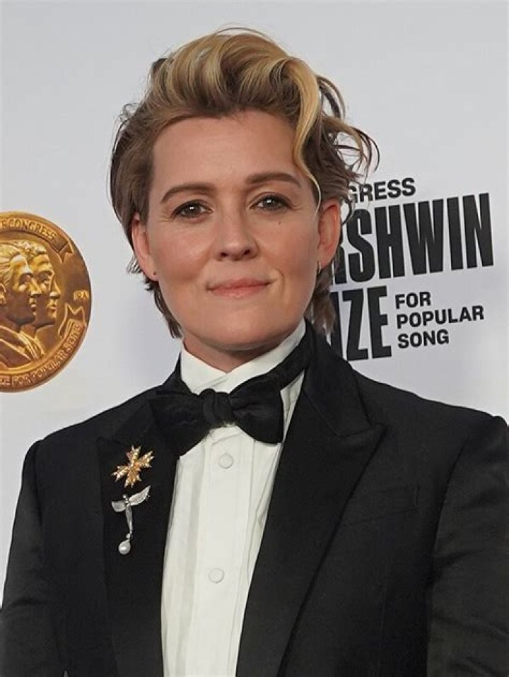 Is Missy Elliott lesbian