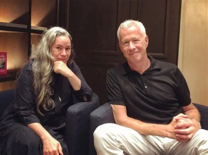 is natalie merchant married
