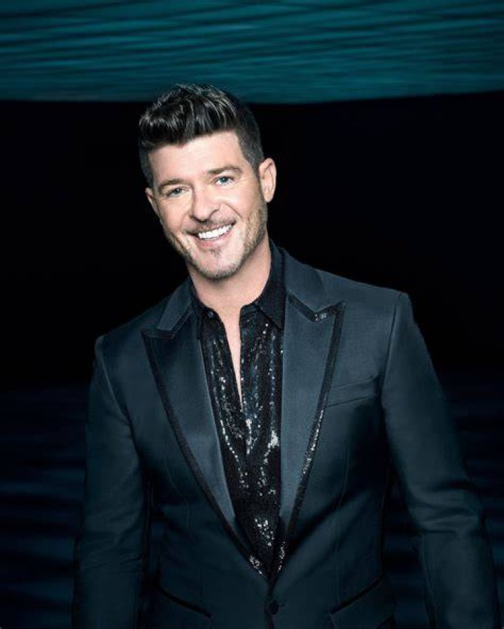 is robin thicke gay