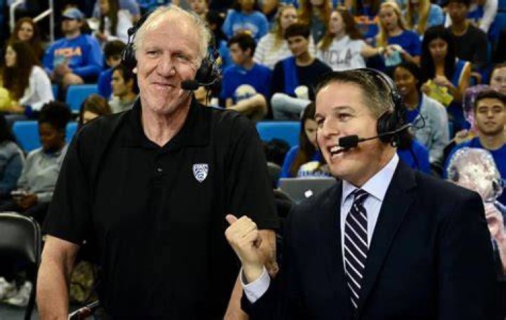Is Roxy Bernstein Married? Age, Salary at ESPN, Nickname