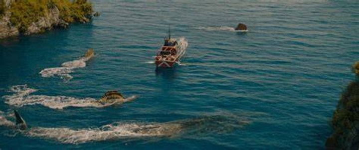 Is the underwater boat scene in Pirates of the Caribbean possible