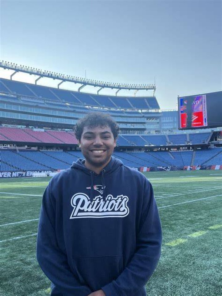 Ivan Terriquez Football Equipment Intern Stanford Athletics LinkedIn