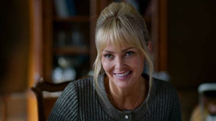 Izabella Scorupco Biography, Izabella Scorupco's Famous Quotes Sualci